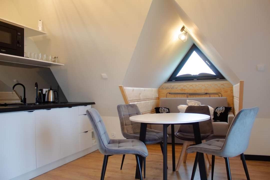 L12 Apartment
