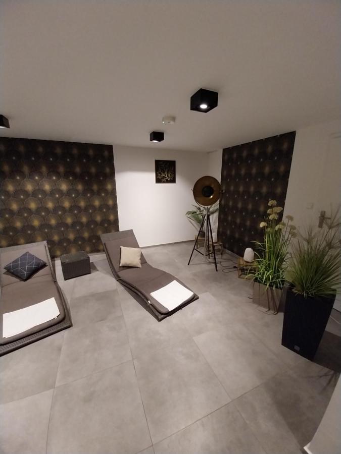 Apartment L12